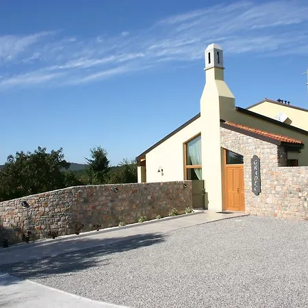 Vakantieboerderij Gradec Aurisina